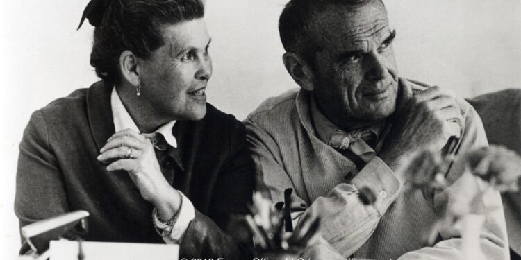 Charles Eames - Sa bio et toute son actualité - Elle