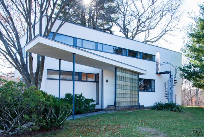 Gropius House, Lincoln, Massachusetts, by Walter Gropius | Gropius ...